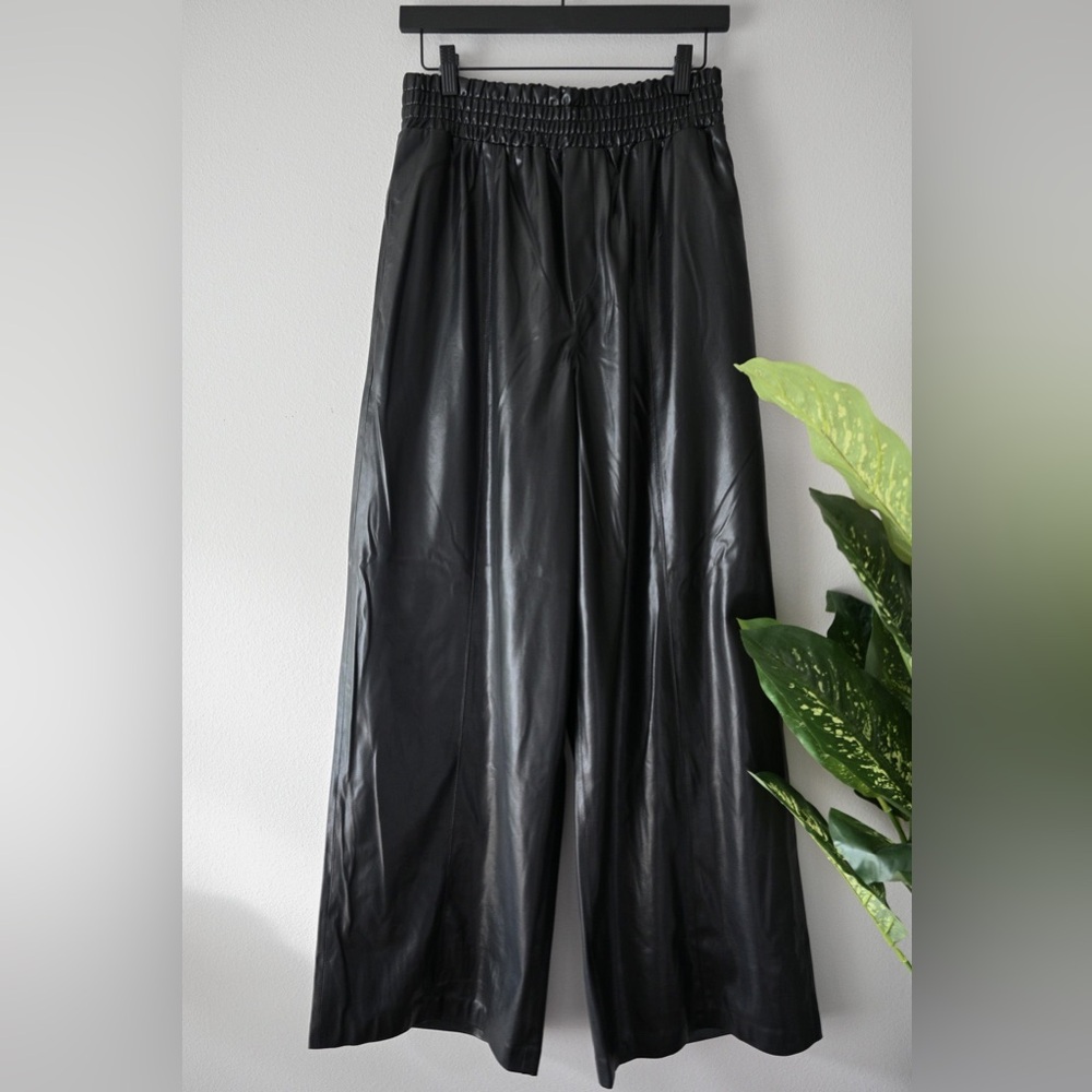 Blank NYC "Off The Record" Faux Leather Wide Leg Pant NWT - Picture 5 of 8